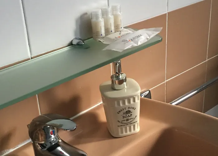 Hotel Alba Отель Лаванья