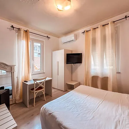 Alba Hotell Lavagna