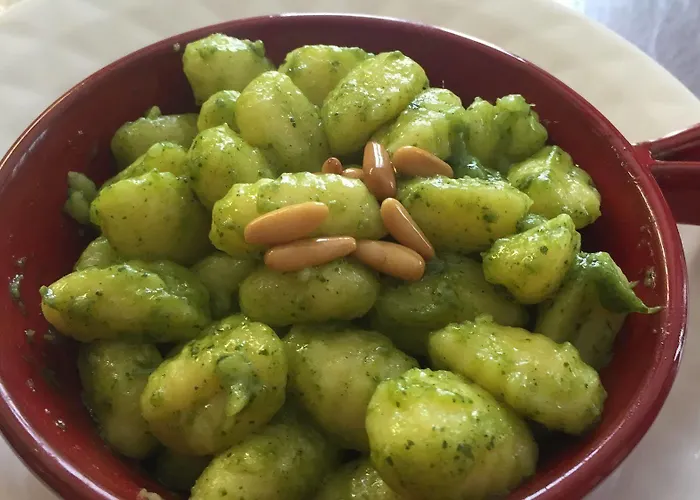 阿尔巴酒店 酒店